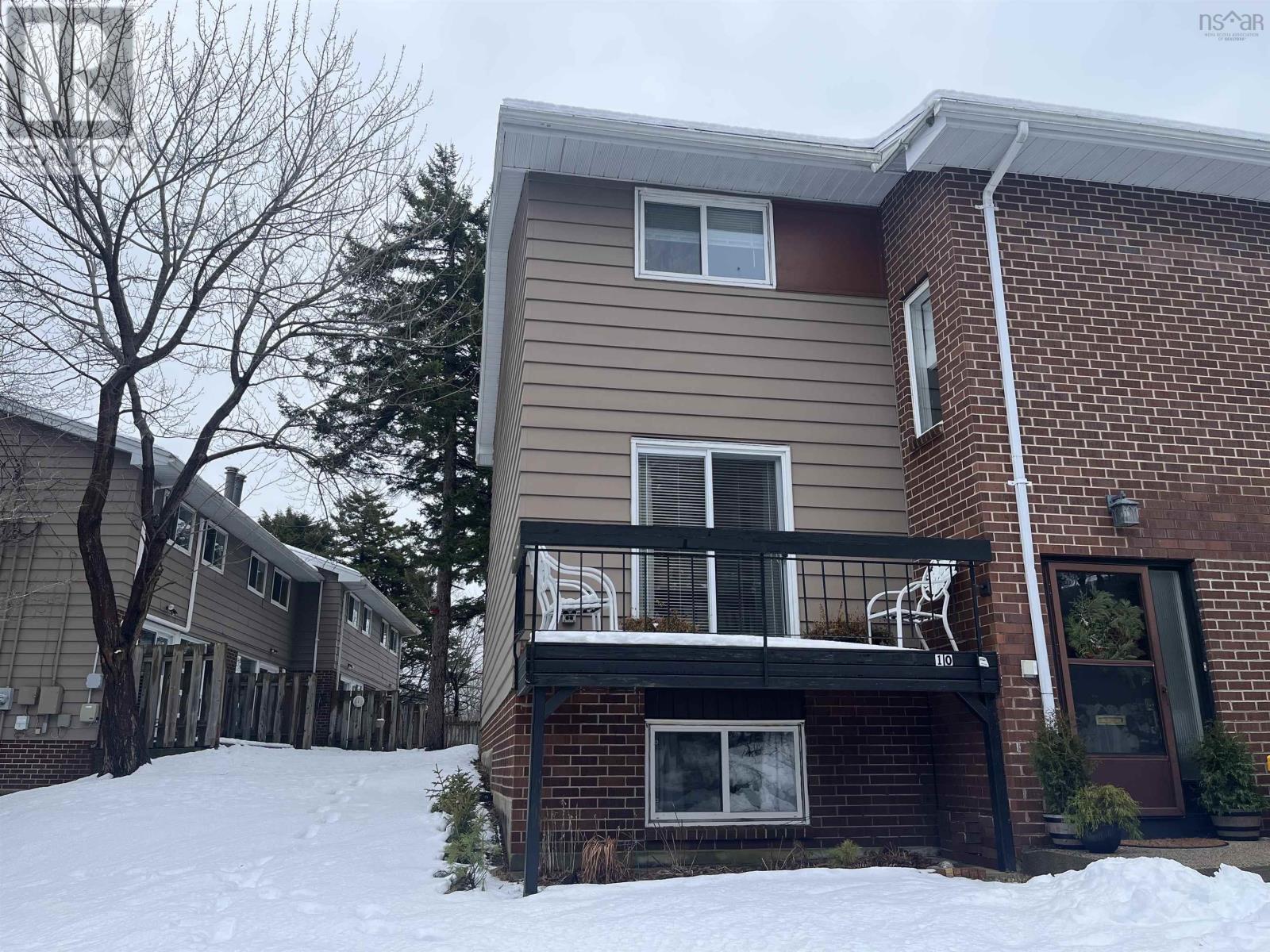 10 10 Stoneybrook Court, Clayton Park, Nova Scotia  B3M 3L1 - Photo 2 - 202601443