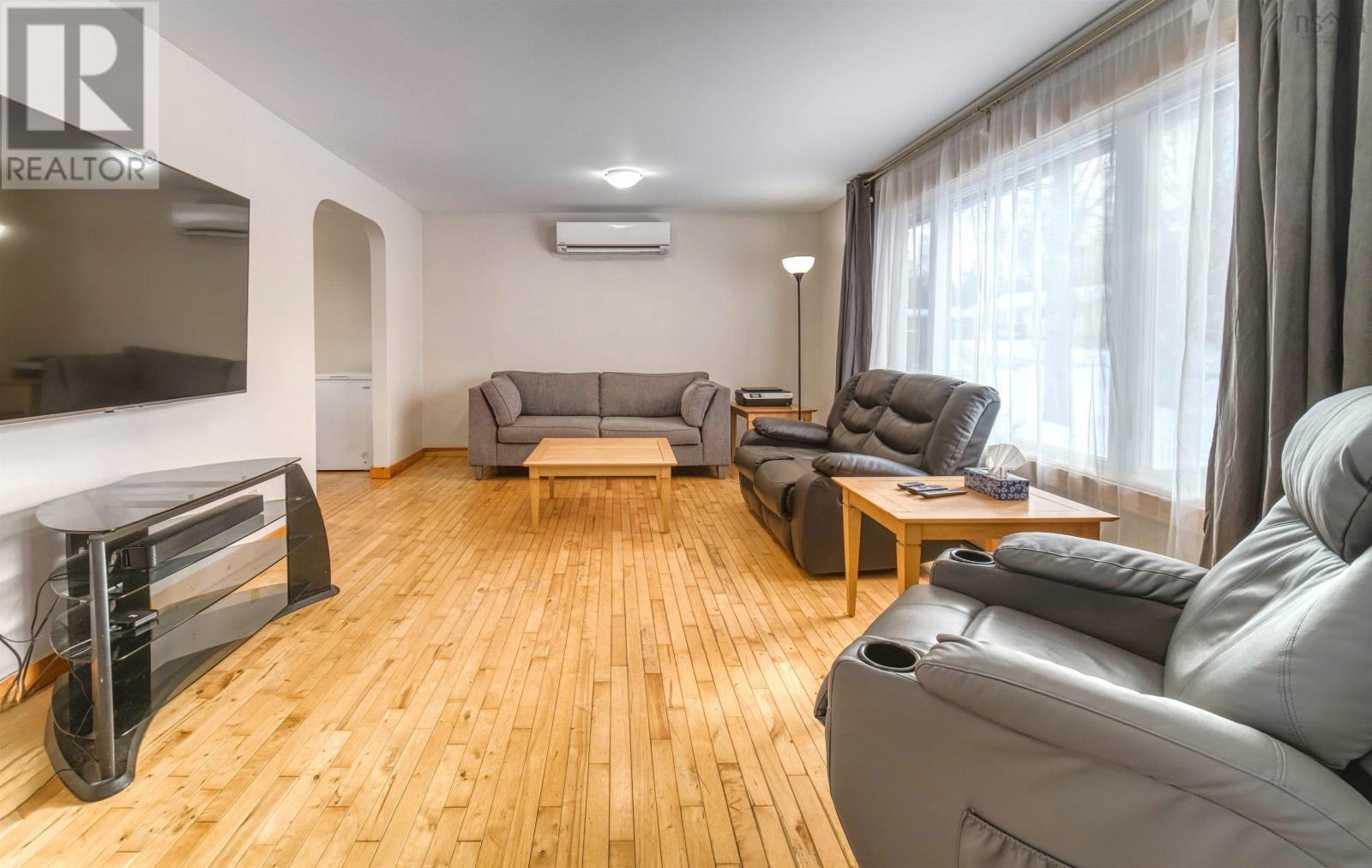 5 Alpine Drive, Bridgewater, Nova Scotia  B4V 3A5 - Photo 10 - 202601447