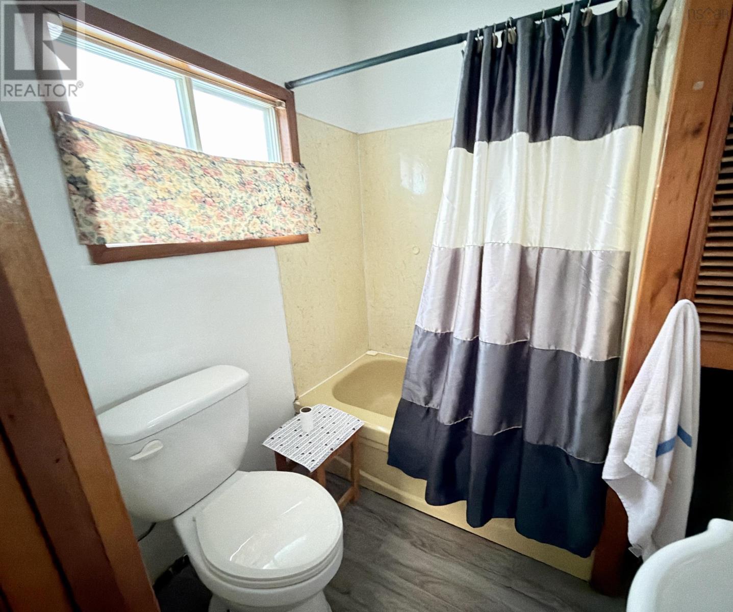 385 Gibbon Street, New Waterford, Nova Scotia  B1H 3N3 - Photo 9 - 202601455