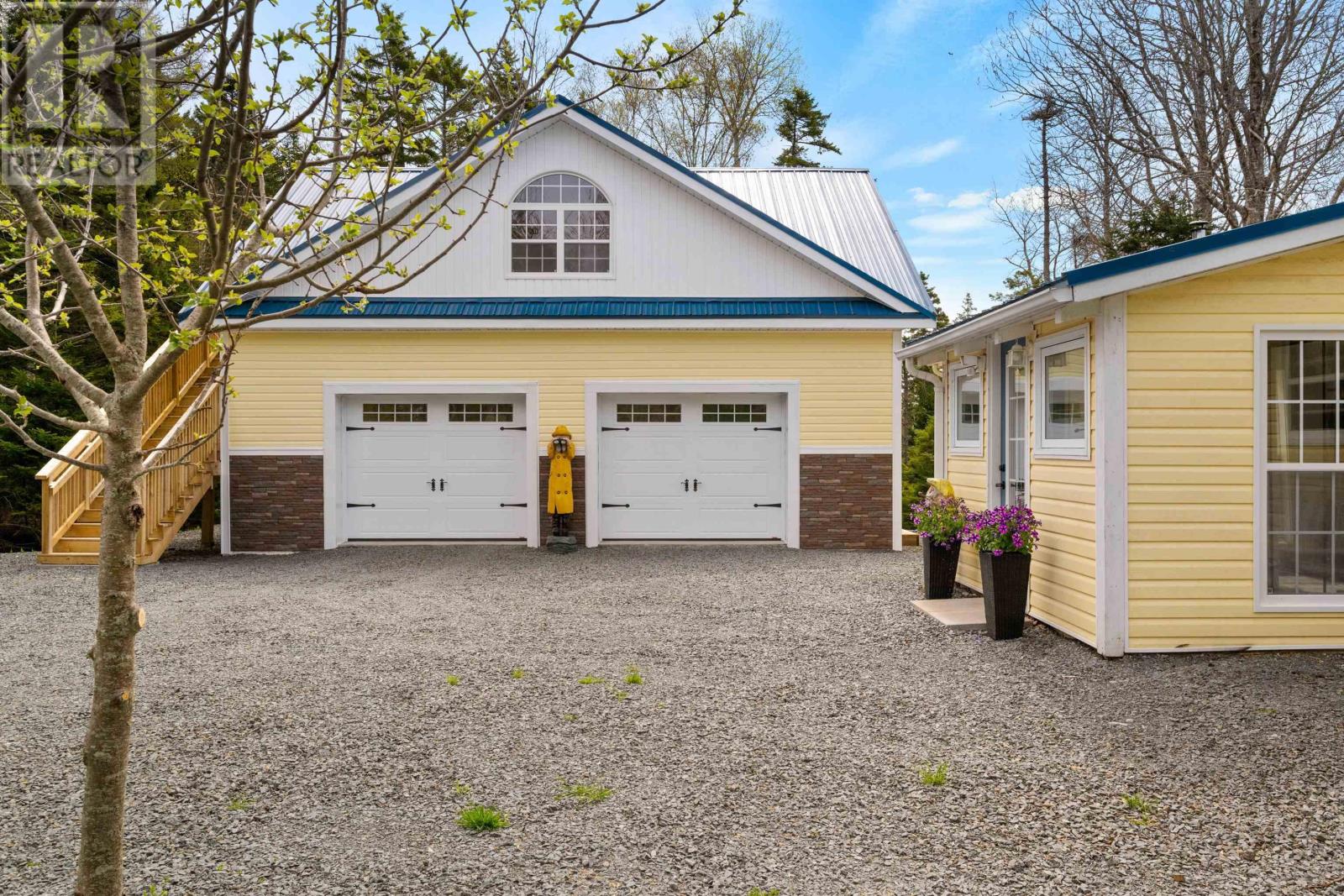 42 Goldfinch Lane, Heckmans Island, Nova Scotia  B0J 2C0 - Photo 4 - 202601463