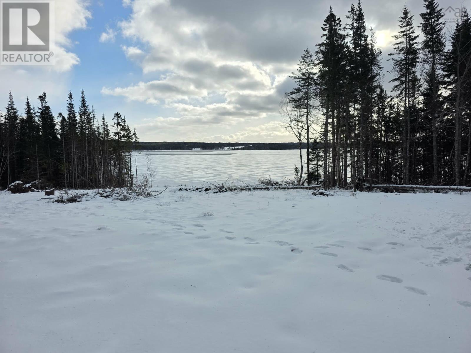 916 Rear Loch Lomond Road, Loch Lomond, Nova Scotia  B2E 1C3 - Photo 3 - 202601511