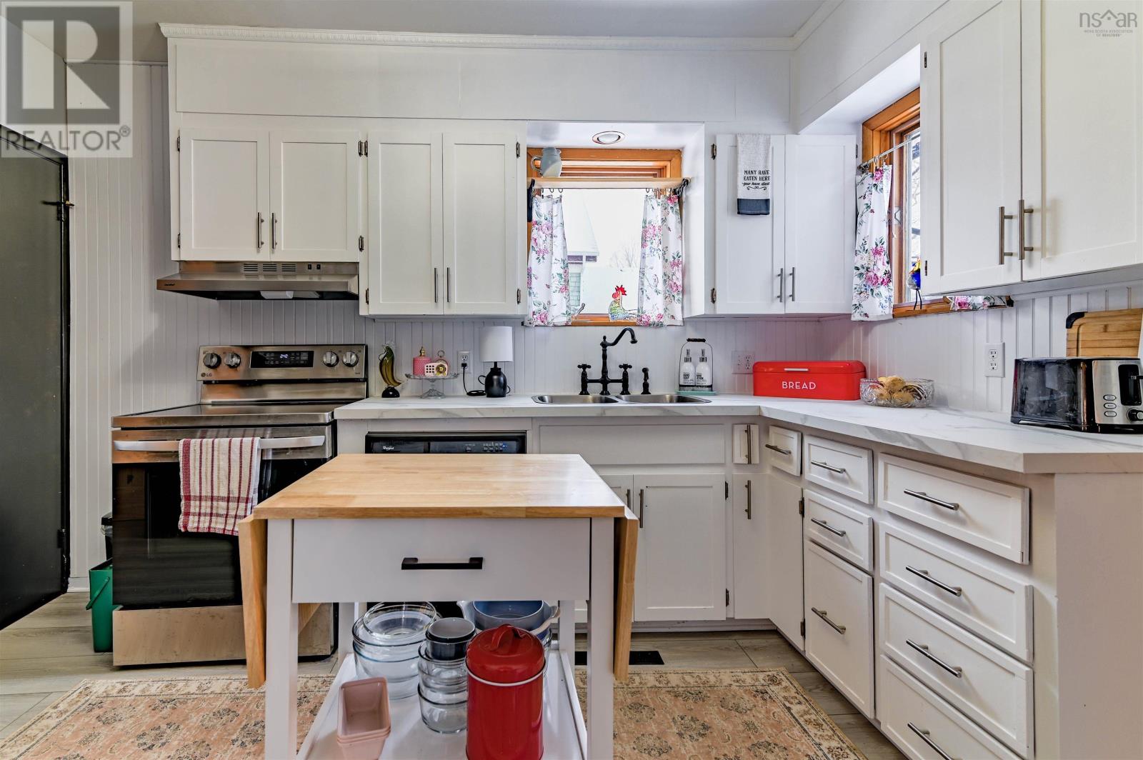 201 Main Street, Kentville, Nova Scotia  B4N 1J6 - Photo 12 - 202601580