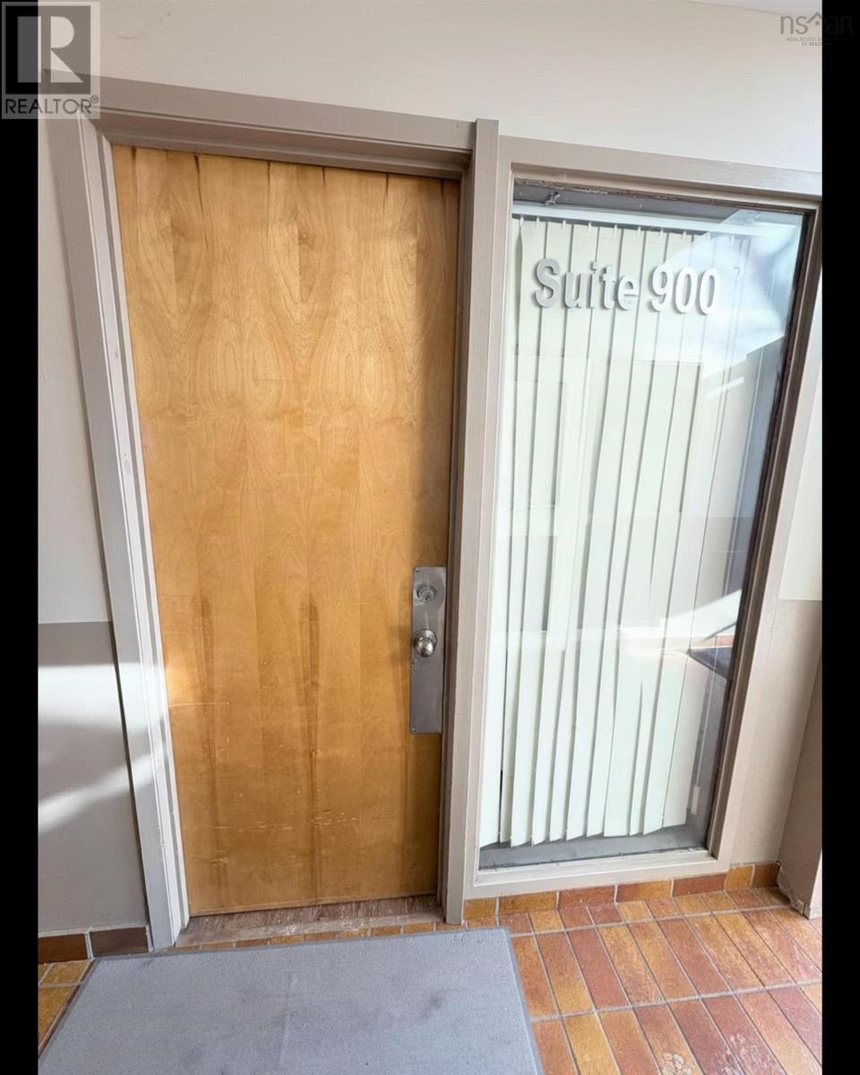 6300 Lady Hammond Road, Halifax Peninsula, Nova Scotia  B3K 2R6 - Photo 4 - 202601584