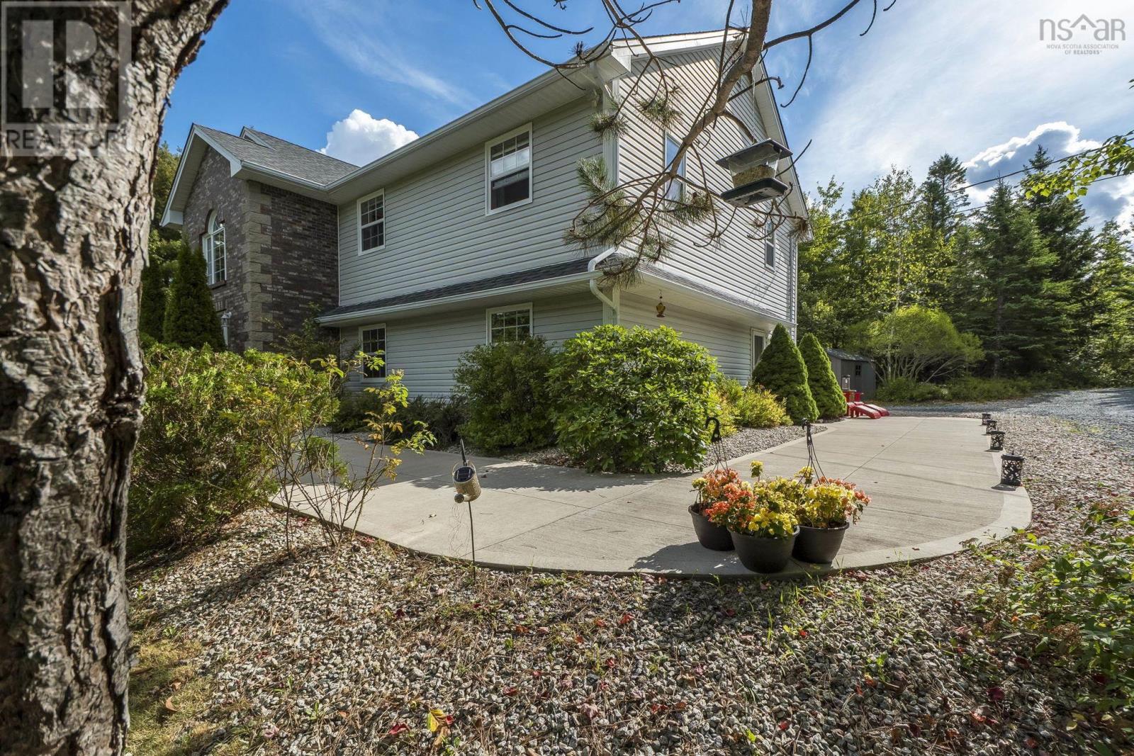 15 Bingham Drive, Stillwater Lake, Nova Scotia  B3Z 1M4 - Photo 2 - 202601593