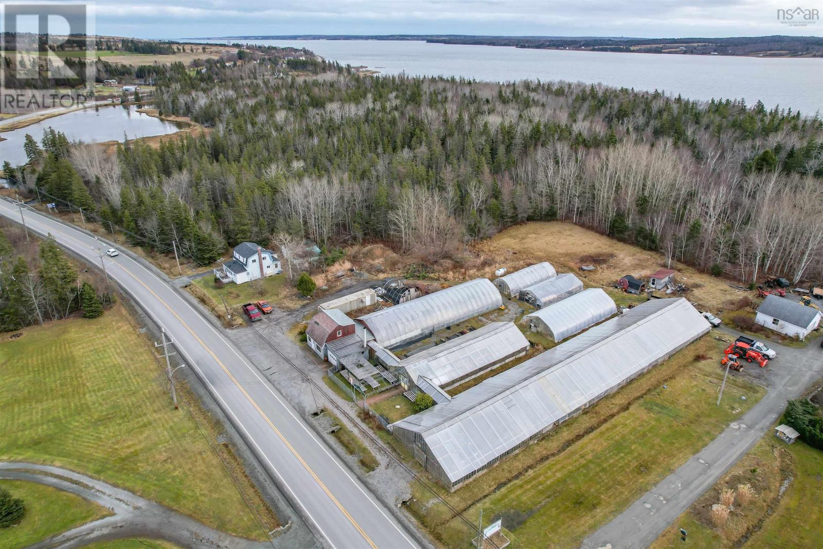 429 Seaview Drive, Upper North Sydney, Nova Scotia  B2A 2N7 - Photo 10 - 202601640