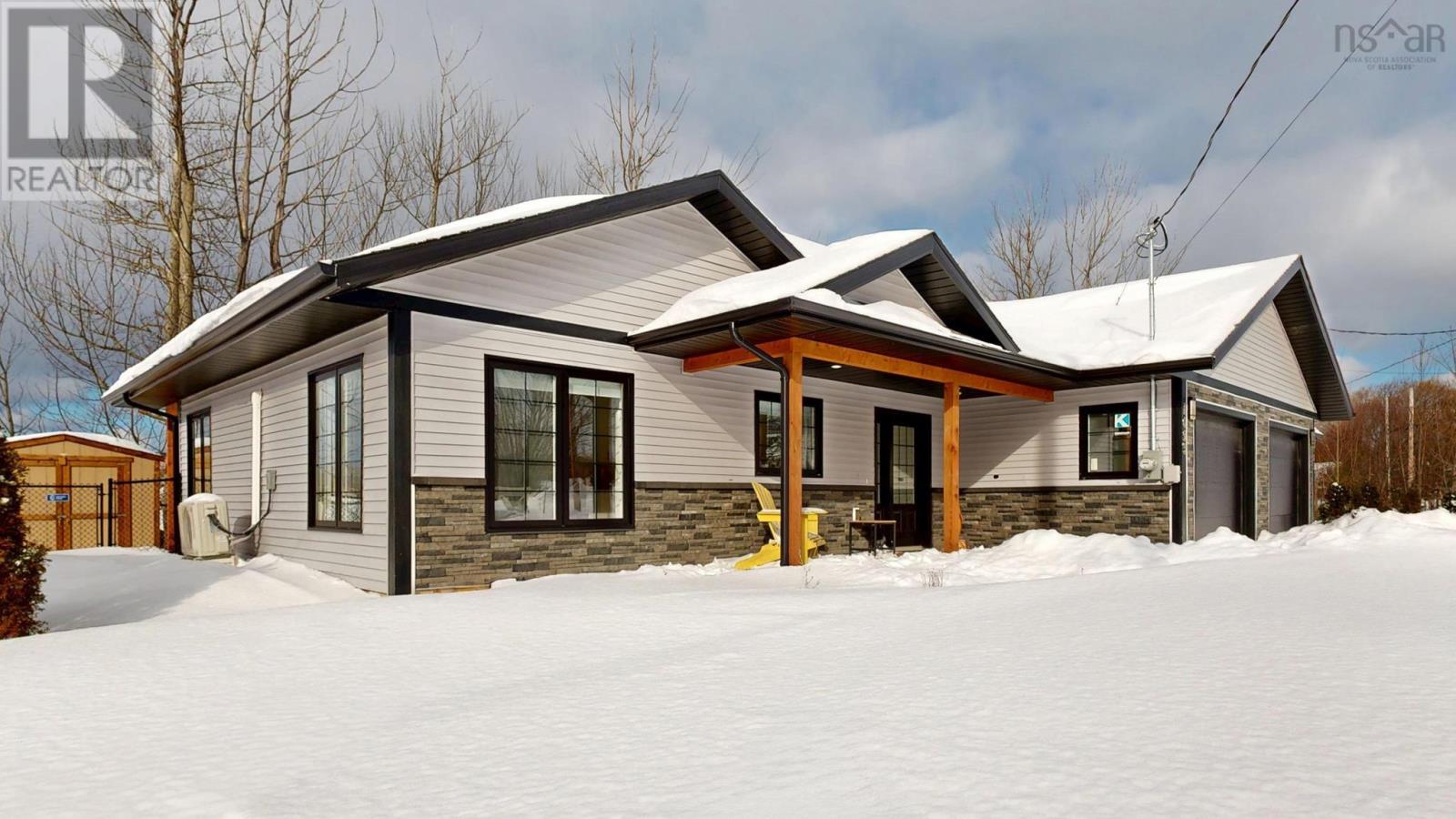 1093 Chapel Street, Canning, Nova Scotia  B0P 1H0 - Photo 2 - 202601741