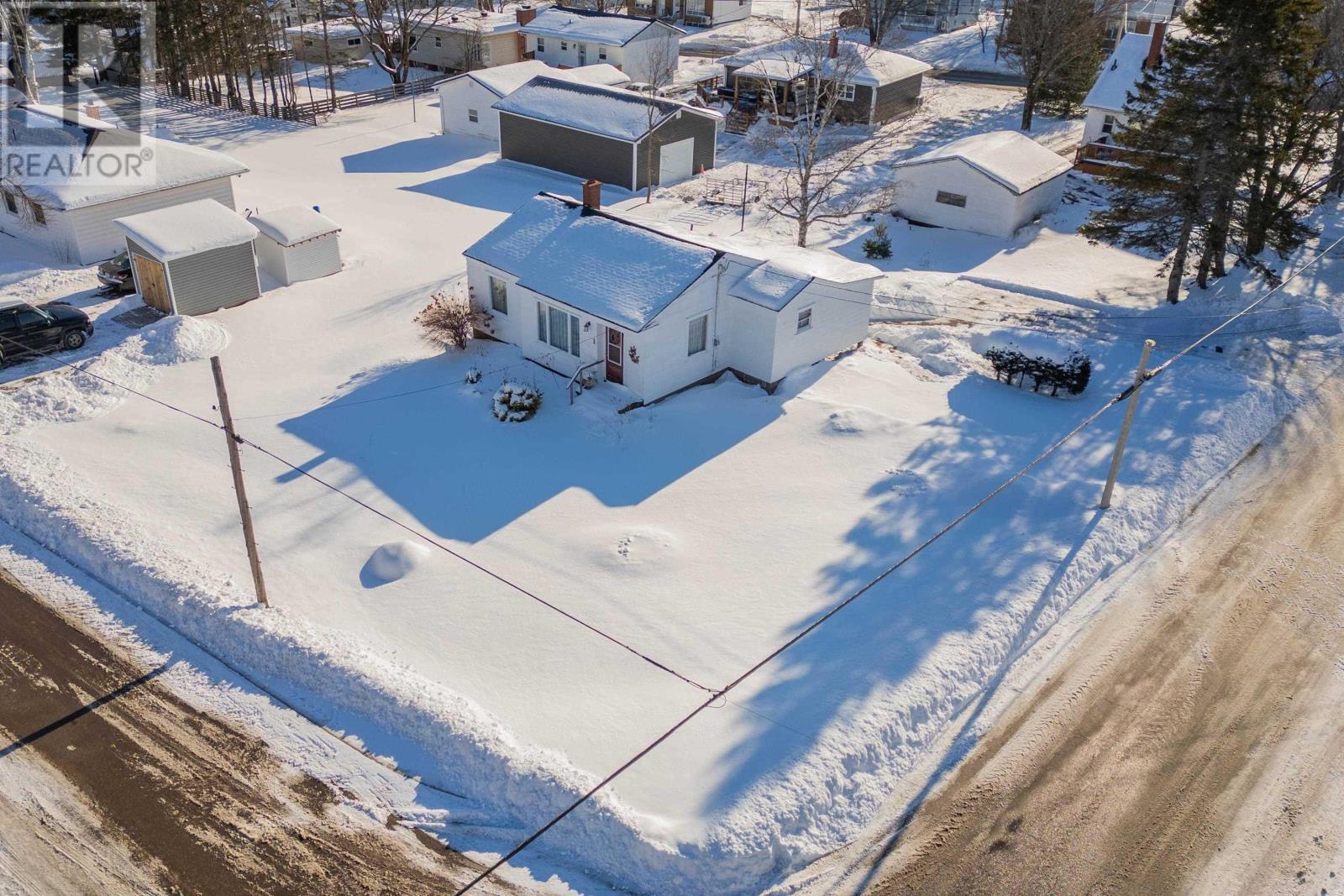 1 Boylston Avenue, Amherst, Nova Scotia  B4W 3W7 - Photo 25 - 202601764