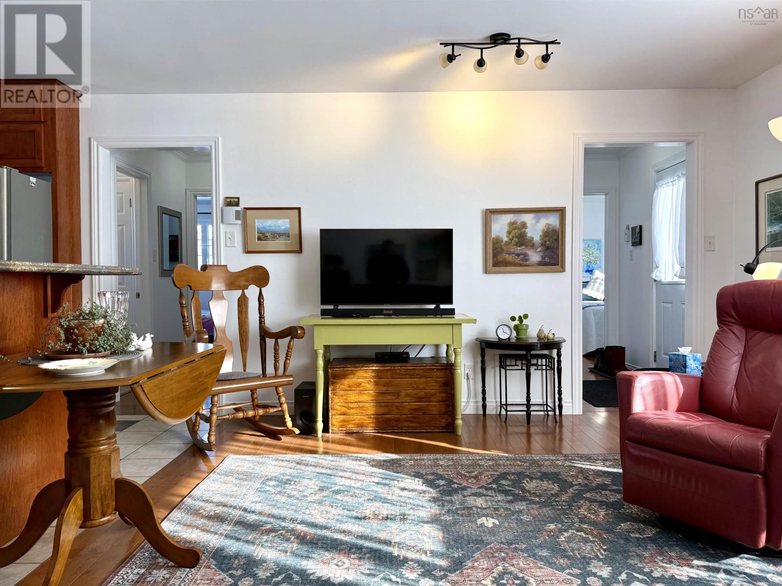 24 Rhodes Avenue, Amherst, Nova Scotia  B4H 2J2 - Photo 13 - 202601796