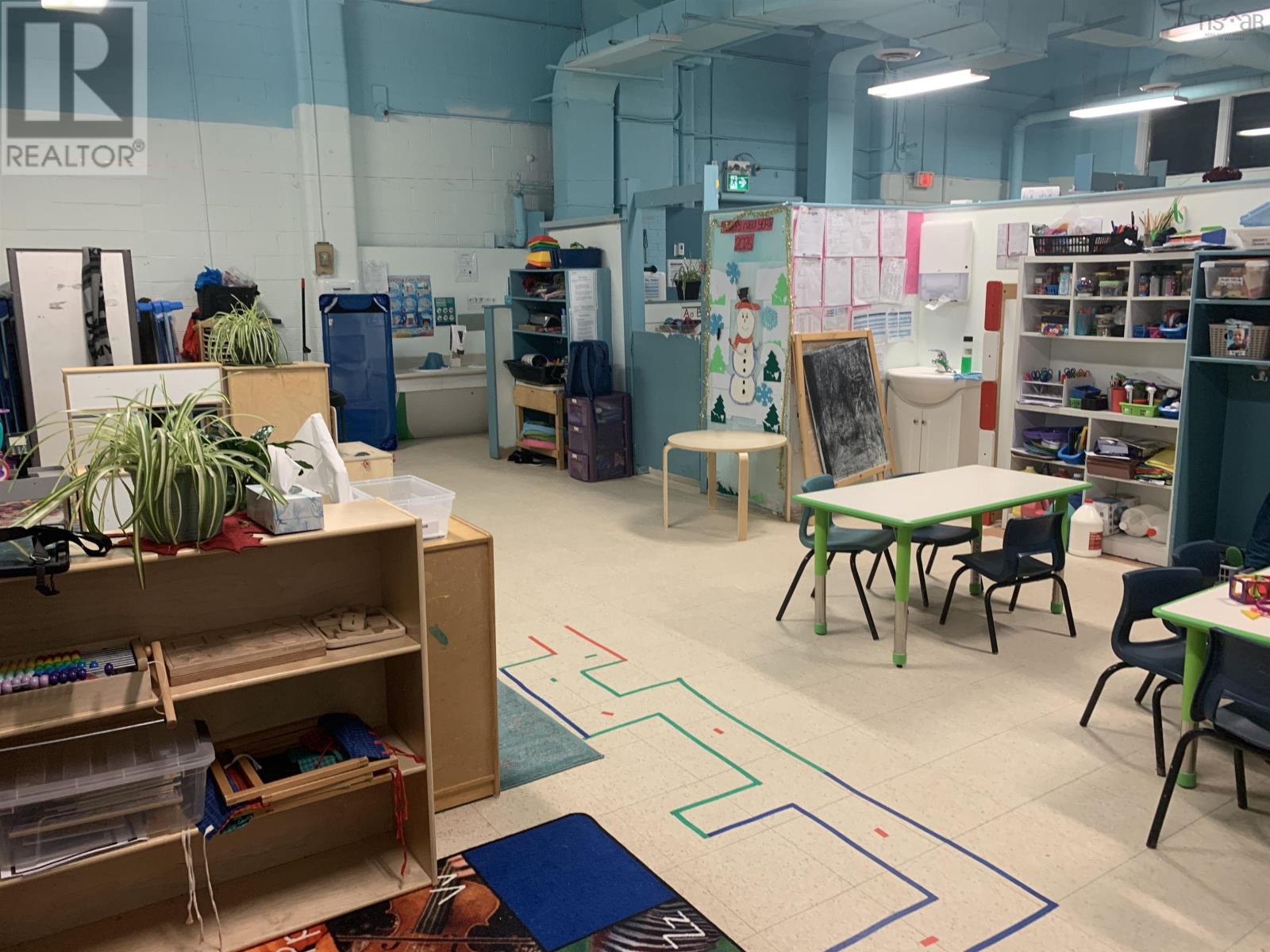 199 Bedford Highway, Halifax, Nova Scotia  B3M 0R5 - Photo 11 - 202601819