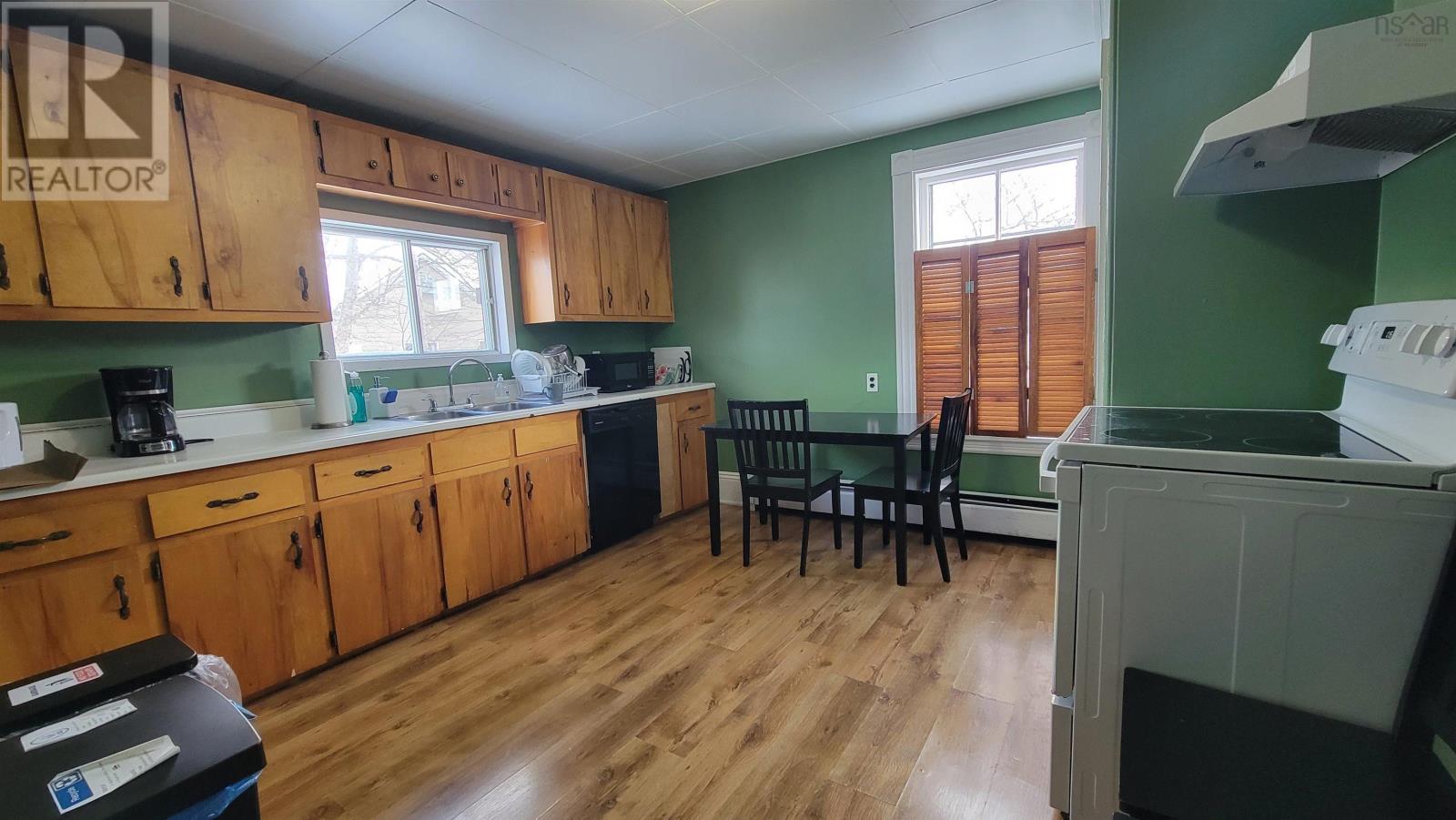 30 Parade Street, Yarmouth, Nova Scotia  B5A 3A8 - Photo 17 - 202601913