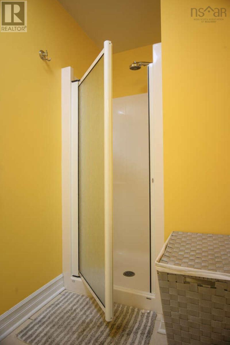 3871 Mont Blanc, Halifax, Nova Scotia  B3K 6R3 - Photo 16 - 202601928