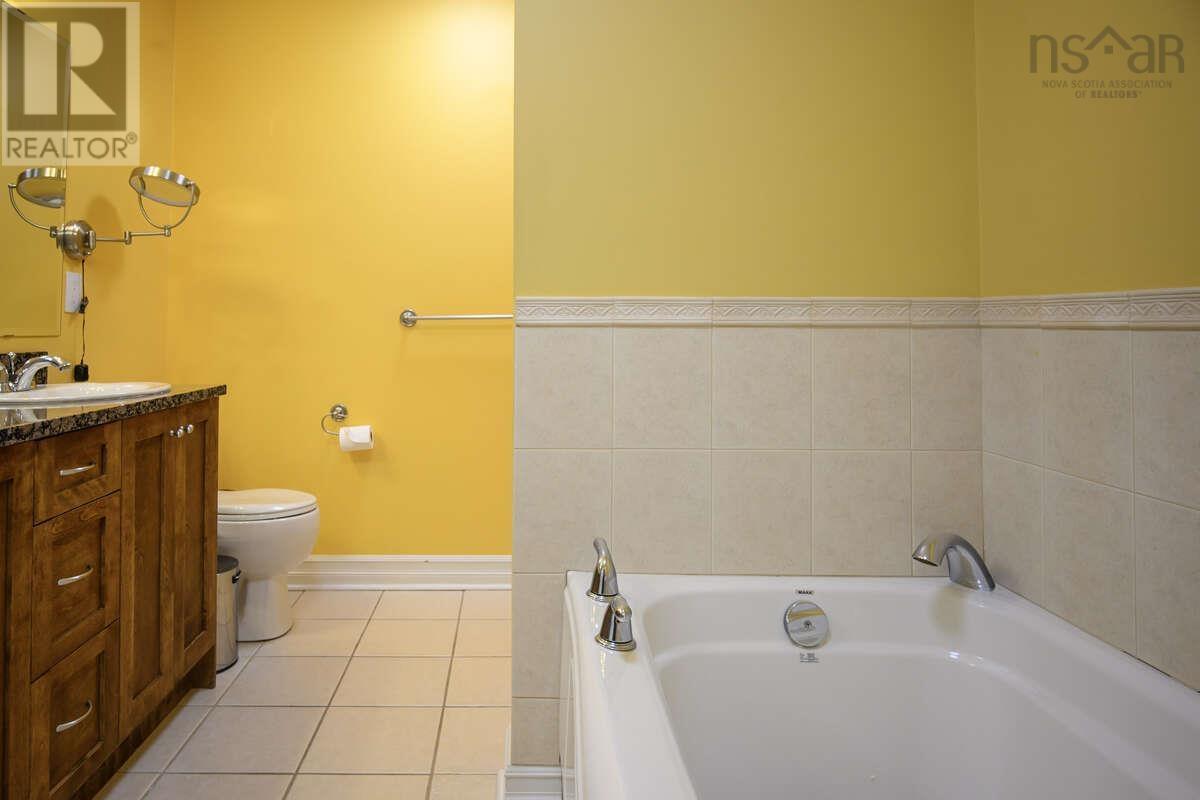3871 Mont Blanc, Halifax, Nova Scotia  B3K 6R3 - Photo 17 - 202601928