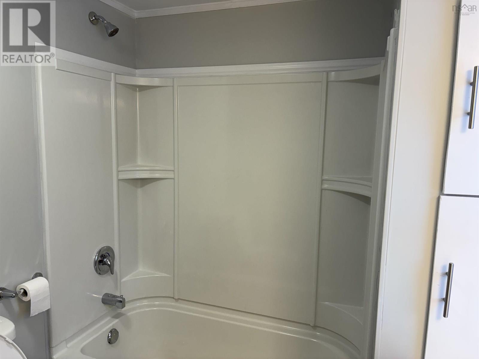 14 Florence Avenue, Dartmouth, Nova Scotia  B2W 2A5 - Photo 24 - 202602042