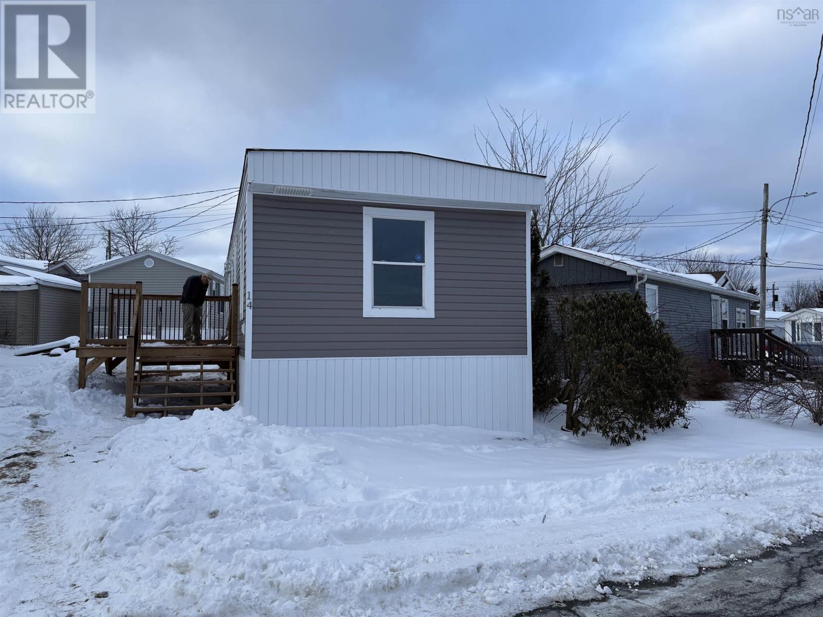 14 Florence Avenue, Dartmouth, Nova Scotia  B2W 2A5 - Photo 3 - 202602042