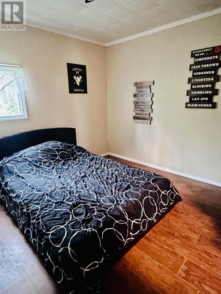 101 Parr Street, Shelburne, Nova Scotia  B0T 1W0 - Photo 12 - 202602067