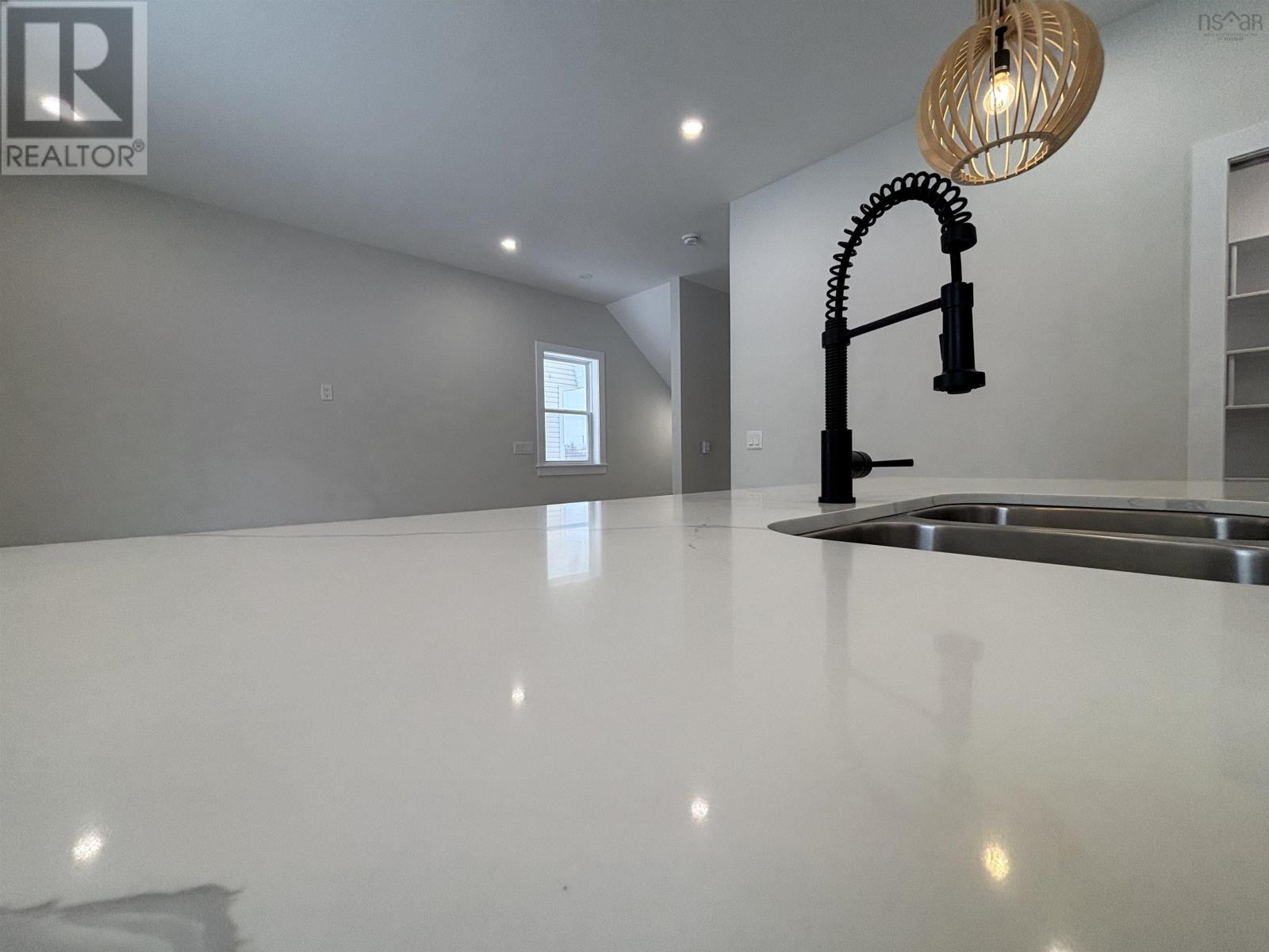 855 Highway 2, Elmsdale, Nova Scotia  B2S 1M1 - Photo 14 - 202602072