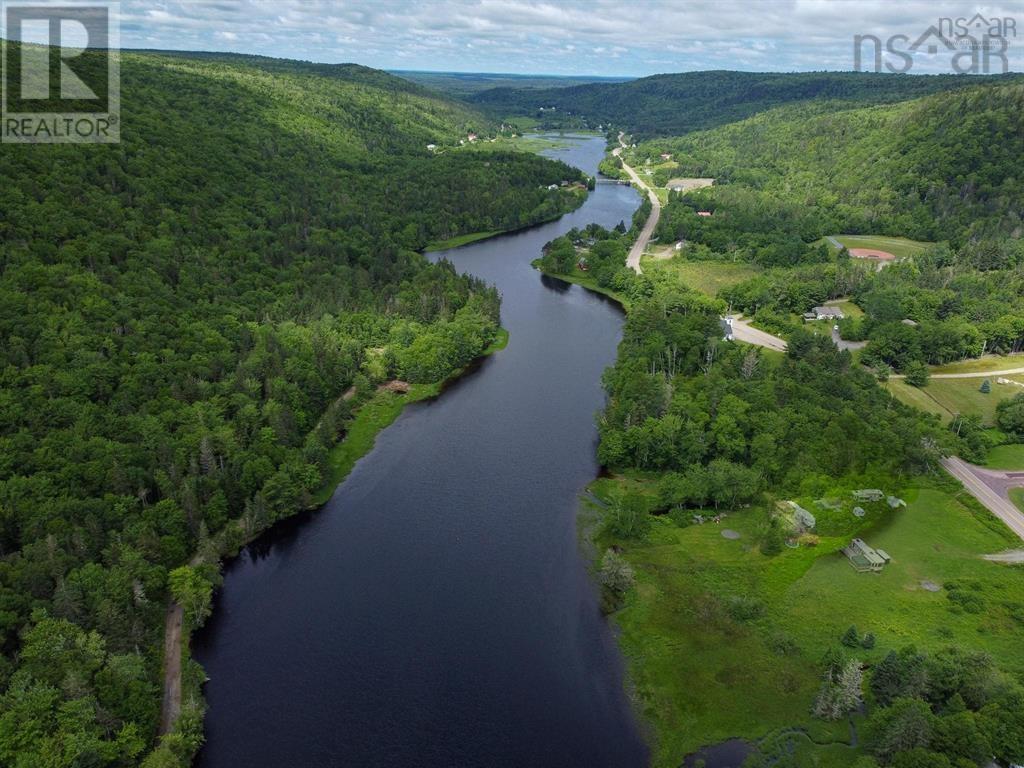 18 West Side Road, Country Harbour, Nova Scotia  B0H 1J0 - Photo 3 - 202602089