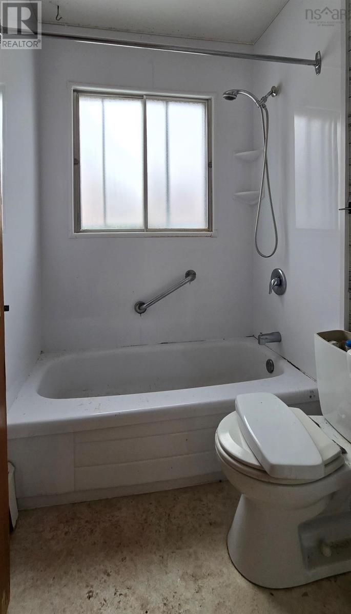 284 Albert Street, Windsor, Nova Scotia  B0N 2T0 - Photo 15 - 202602117