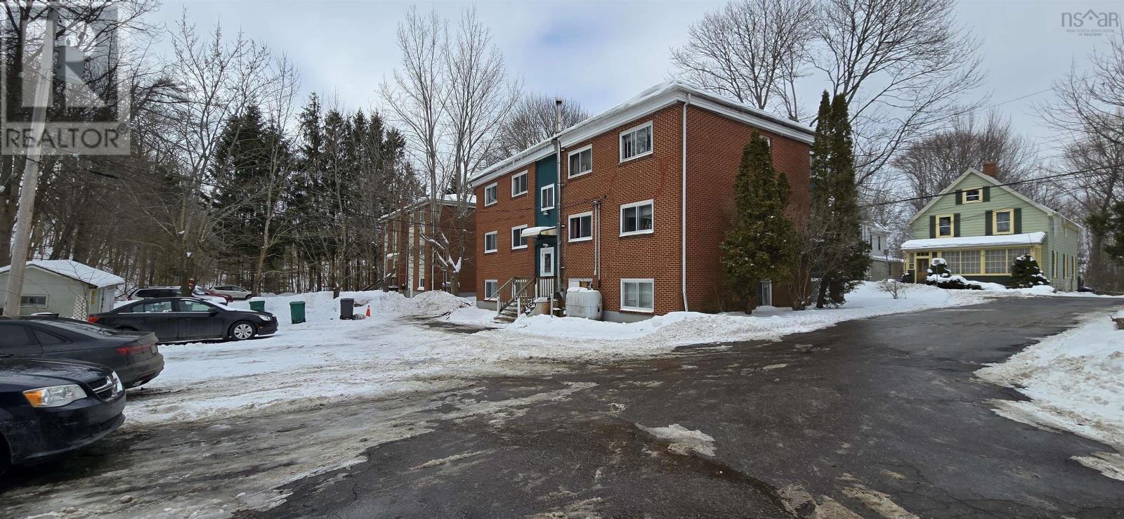 284 Albert Street, Windsor, Nova Scotia  B0N 2T0 - Photo 3 - 202602117