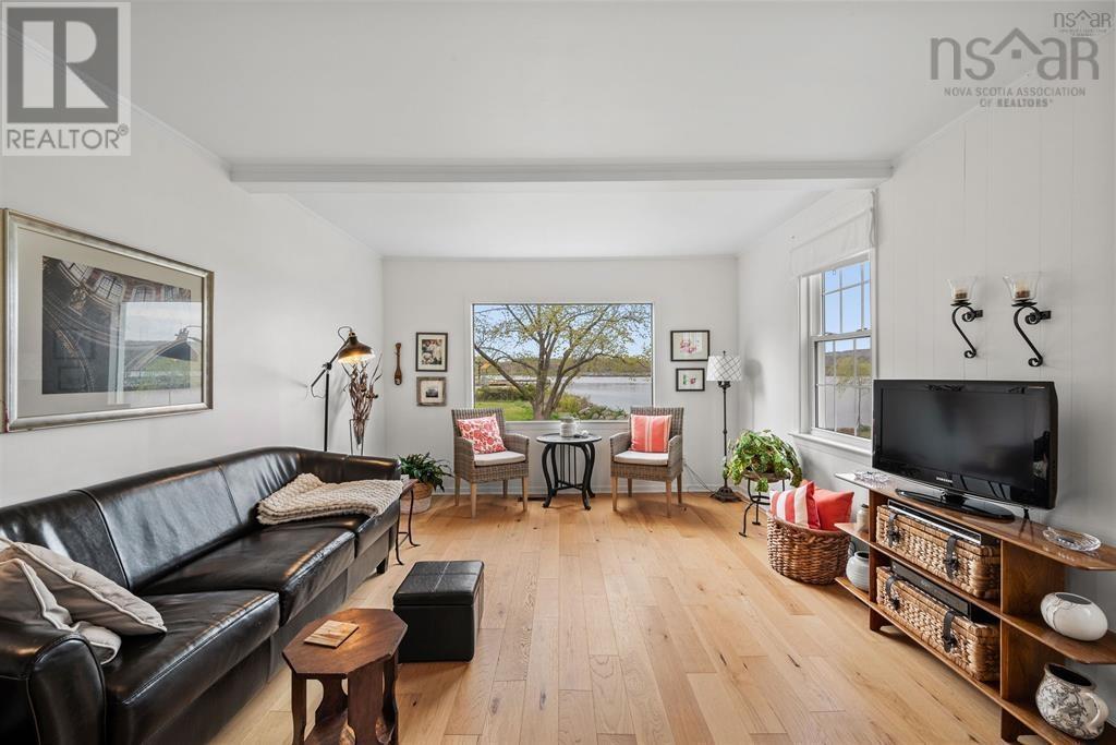 66 Main Street, Liverpool, Nova Scotia  B0T 1K0 - Photo 12 - 202602257