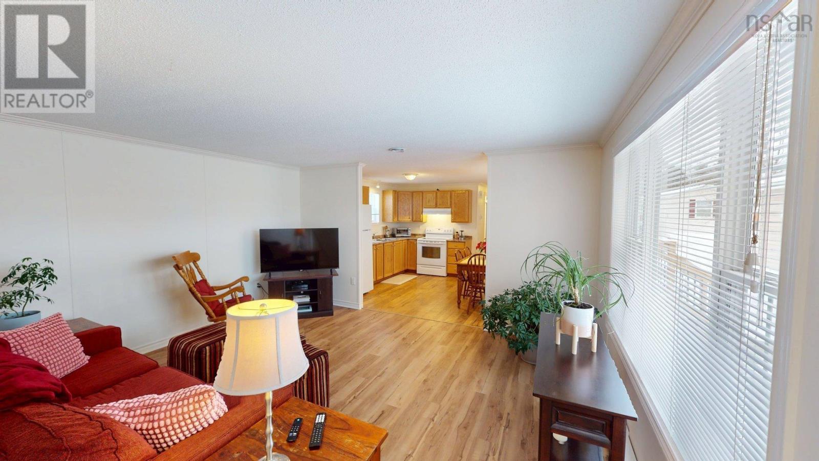 18 Hazel Street, Sackville Estates, Nova Scotia  B4E 1E4 - Photo 9 - 202602355