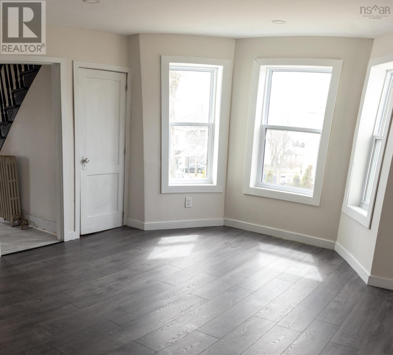 136 Victoria Street, Glace Bay, Nova Scotia  B1A 1Z8 - Photo 6 - 202602360