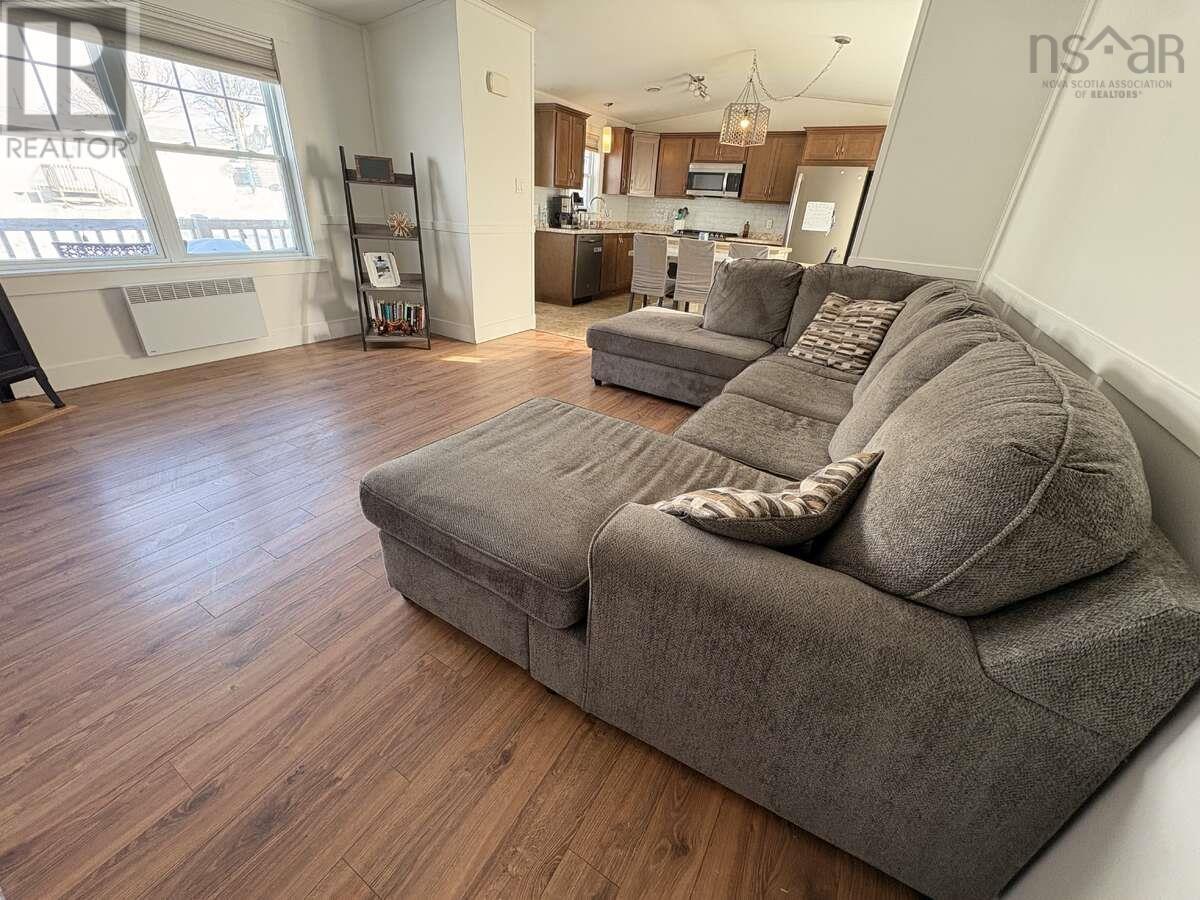 24 Mackenzie Avenue, Inverness, Nova Scotia  B0E 1N0 - Photo 3 - 202602377