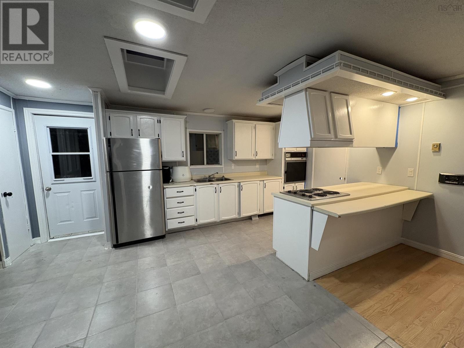 47 Macintosh Drive, Sylvester, Nova Scotia  B0K 2A0 - Photo 3 - 202602433