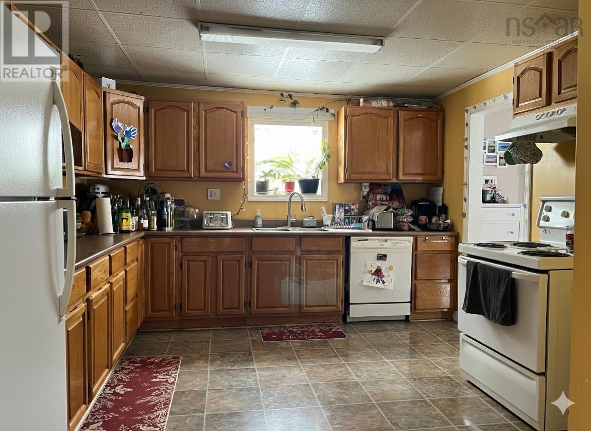 68 Mcgee Street, Springhill, Nova Scotia  B0M 1X0 - Photo 7 - 202602466