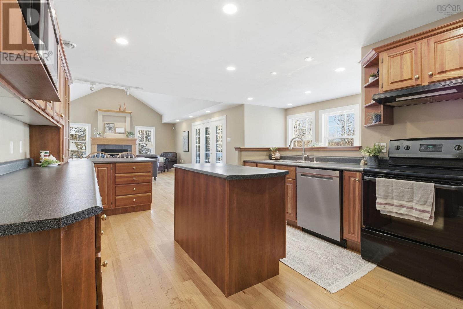 20 Club House Lane, Hammonds Plains, Nova Scotia  B4B 1T4 - Photo 8 - 202602487