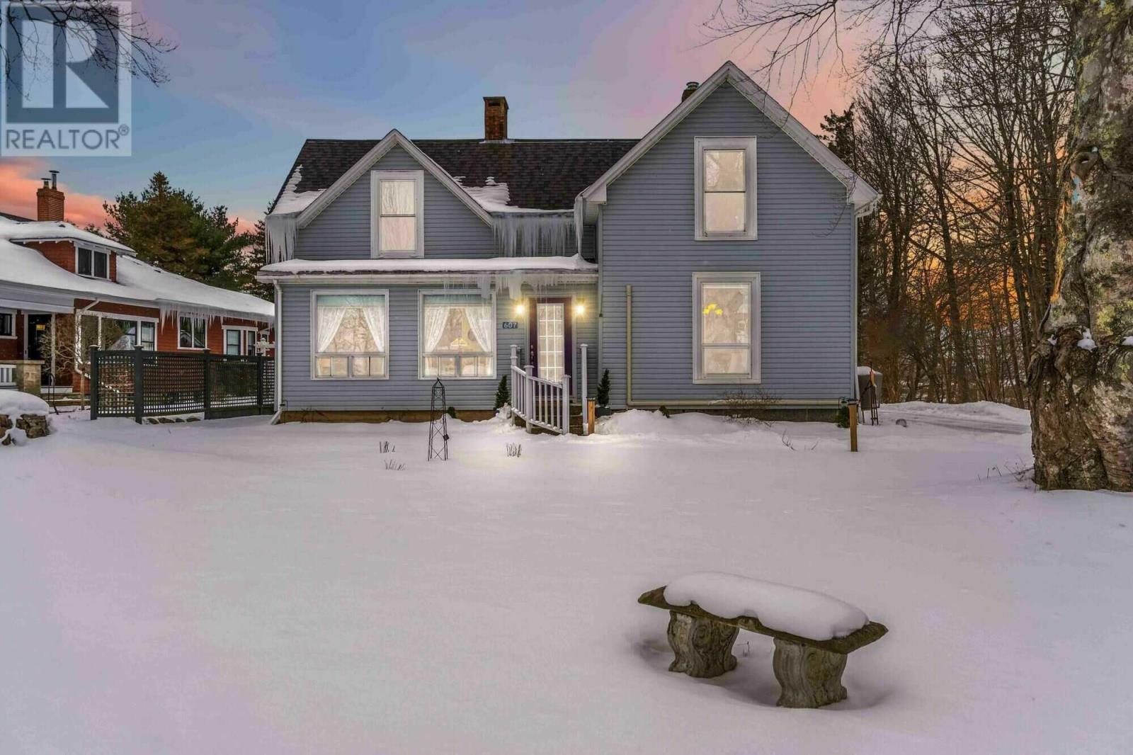 607 St.George Street, annapolis royal, Nova Scotia