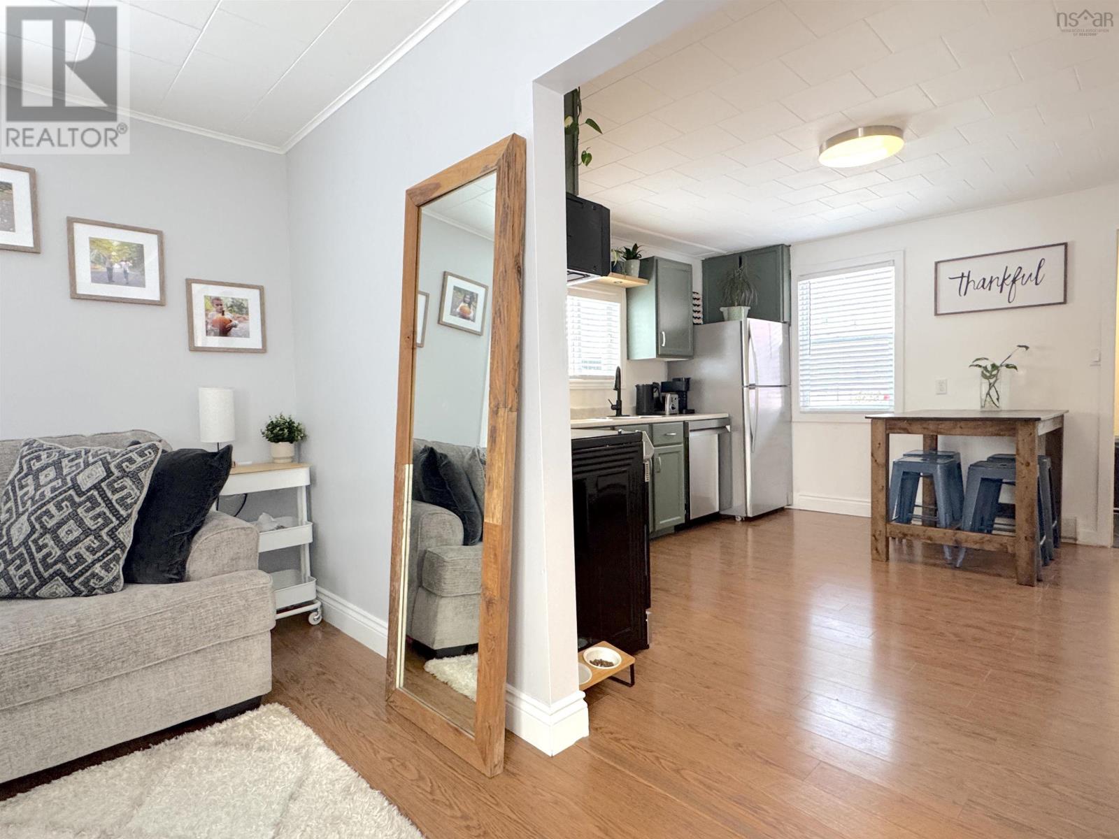 35 Ocean View, Neils Harbour, Nova Scotia  B0C 1N0 - Photo 11 - 202602550