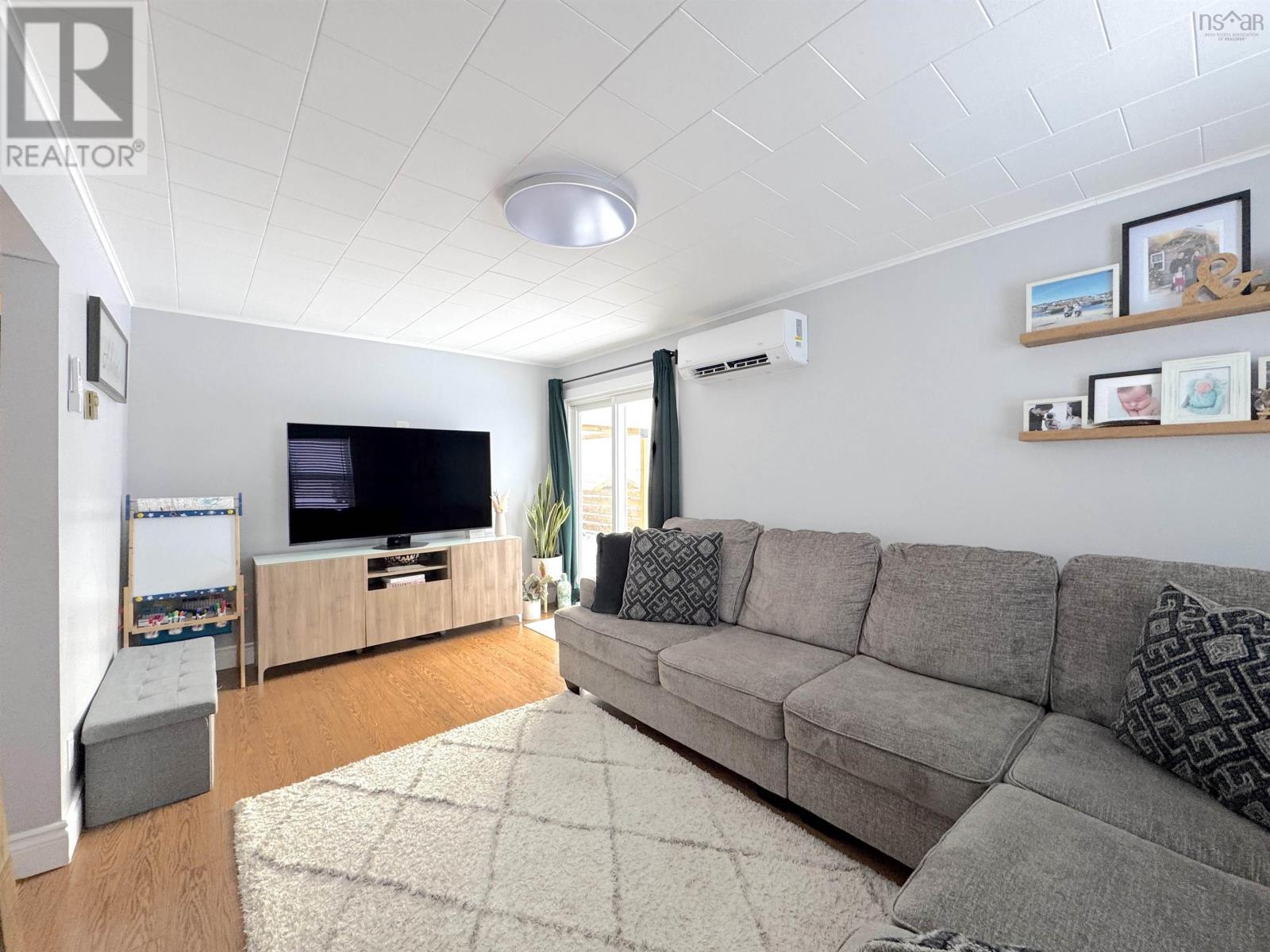 35 Ocean View, Neils Harbour, Nova Scotia  B0C 1N0 - Photo 12 - 202602550