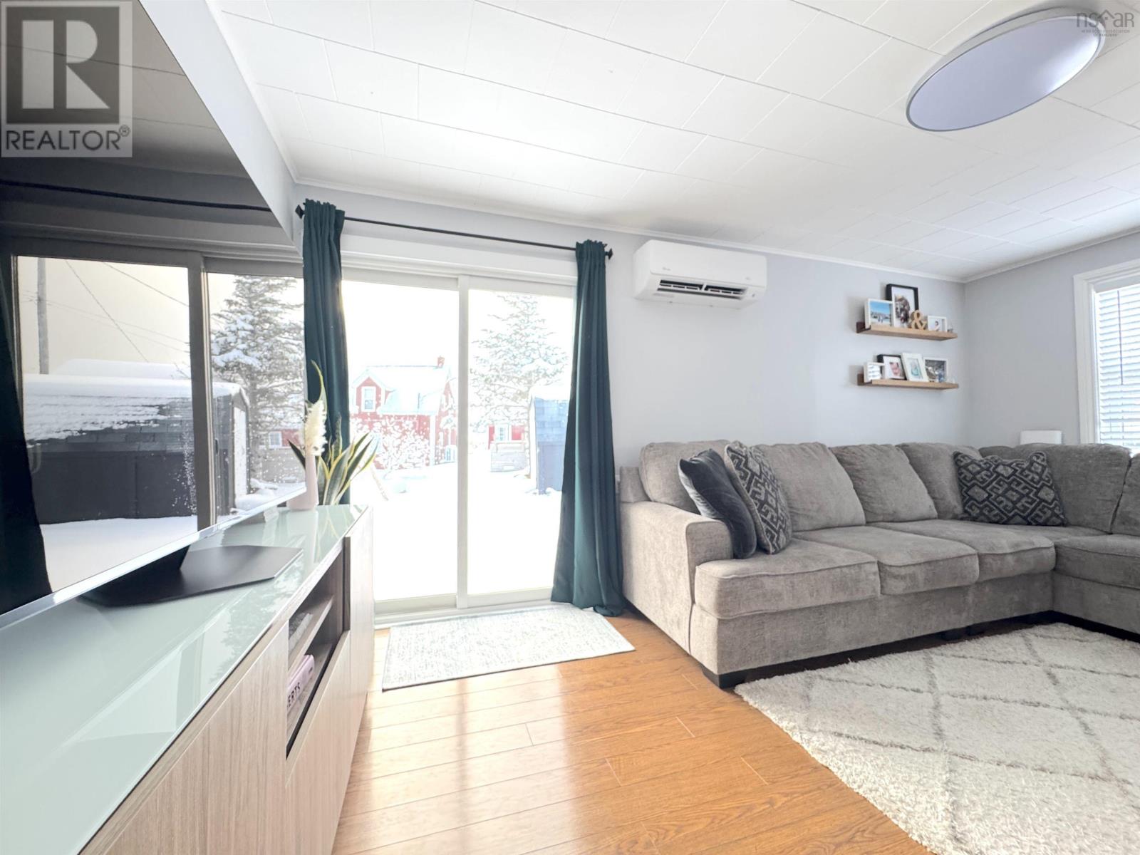 35 Ocean View, Neils Harbour, Nova Scotia  B0C 1N0 - Photo 13 - 202602550