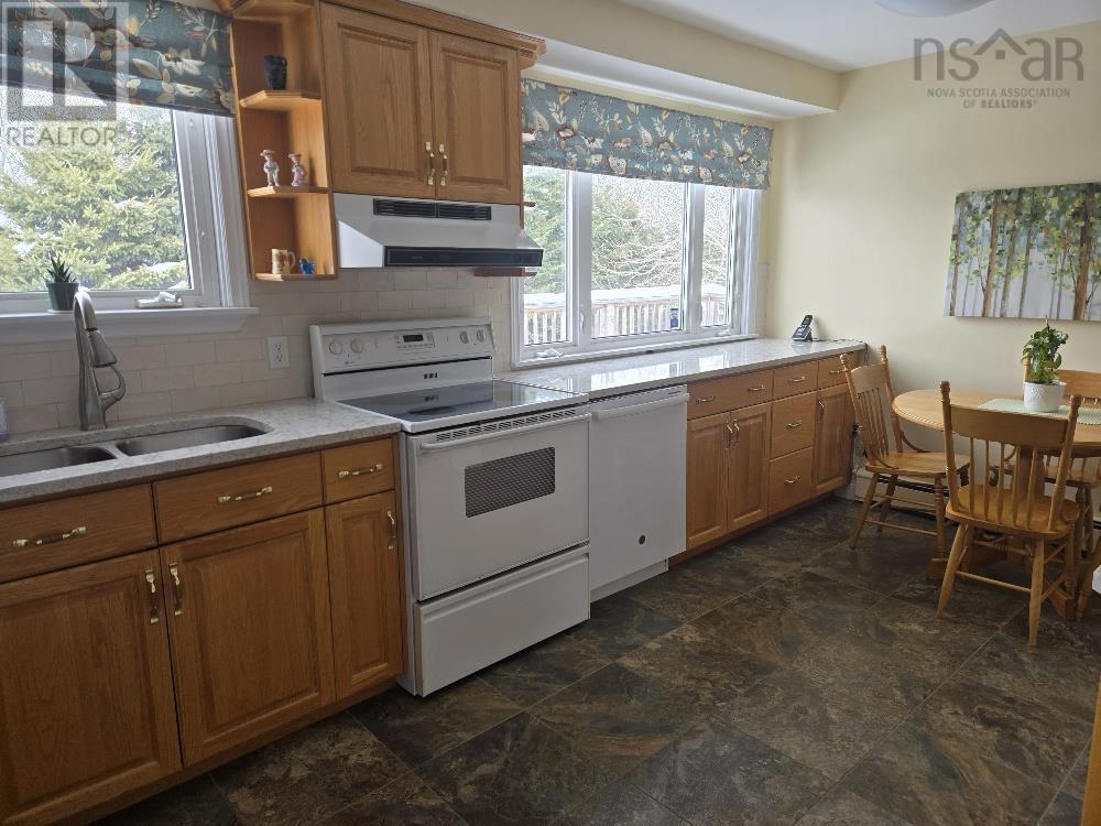 35 Fairview Drive, Truro, Nova Scotia  B2N 1S2 - Photo 9 - 202602575