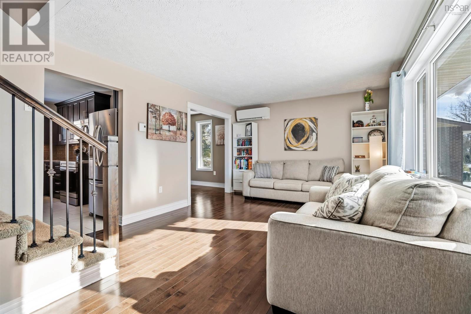 15 Bellroyal Court, Cole Harbour, Nova Scotia  B2V 2B4 - Photo 4 - 202602588