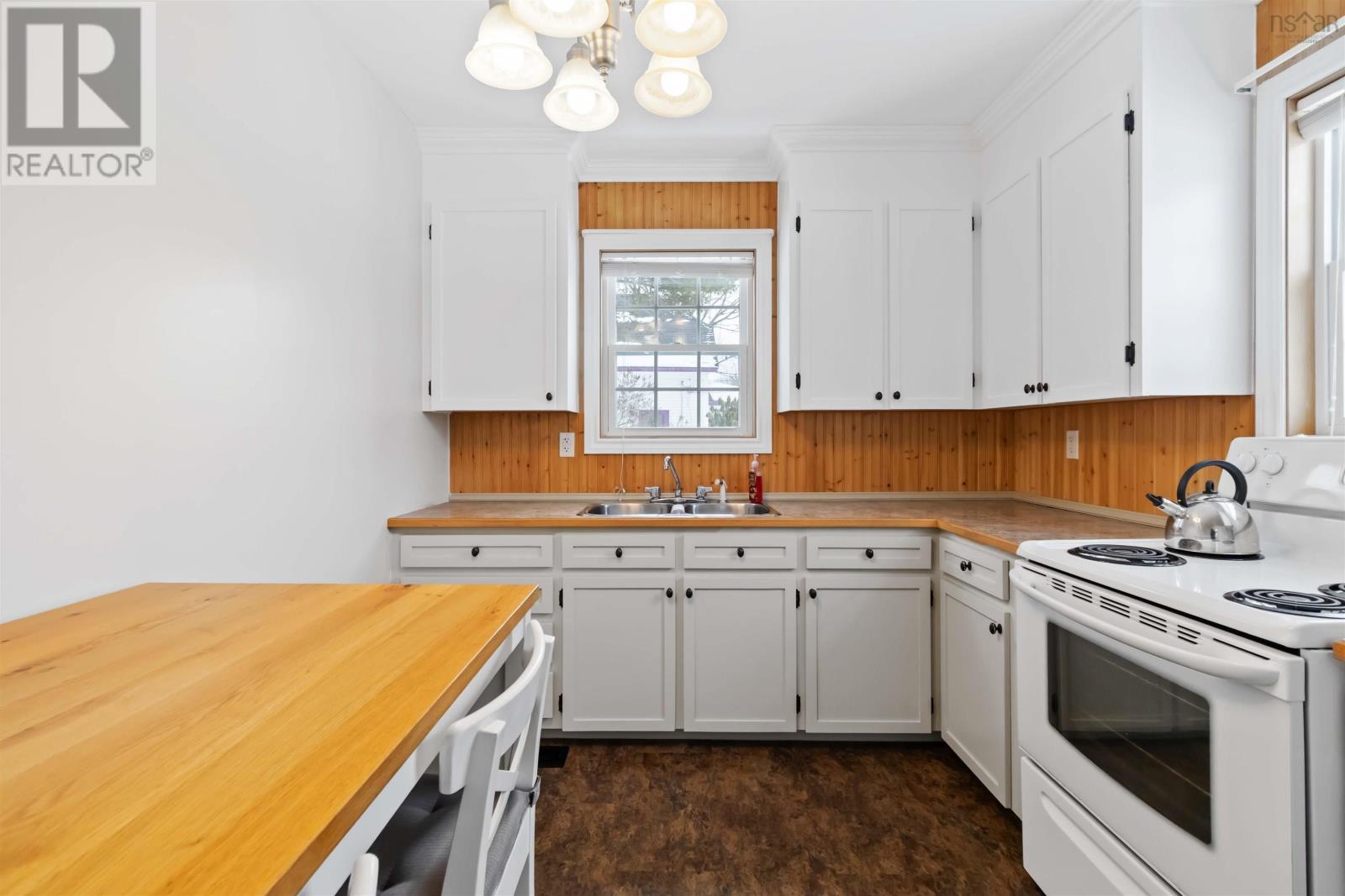 112 North Street, Bridgewater, Nova Scotia  B4V 2V6 - Photo 13 - 202602628