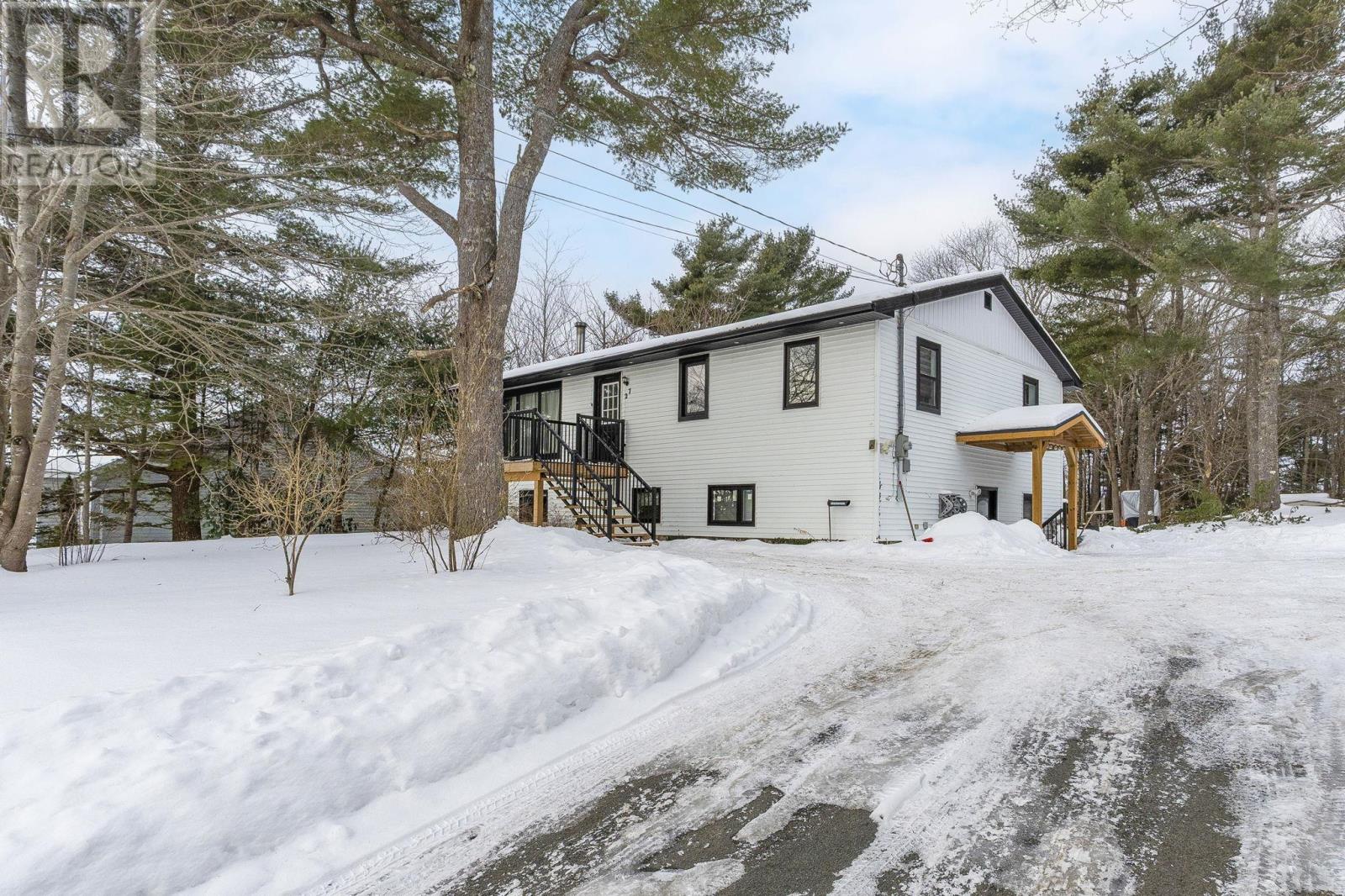 27 James Street, timberlea, Nova Scotia