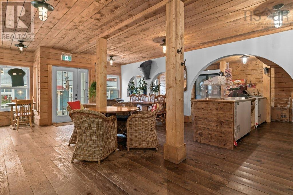 43 Queen Street, Chester, Nova Scotia  B0J 1J0 - Photo 7 - 202602660