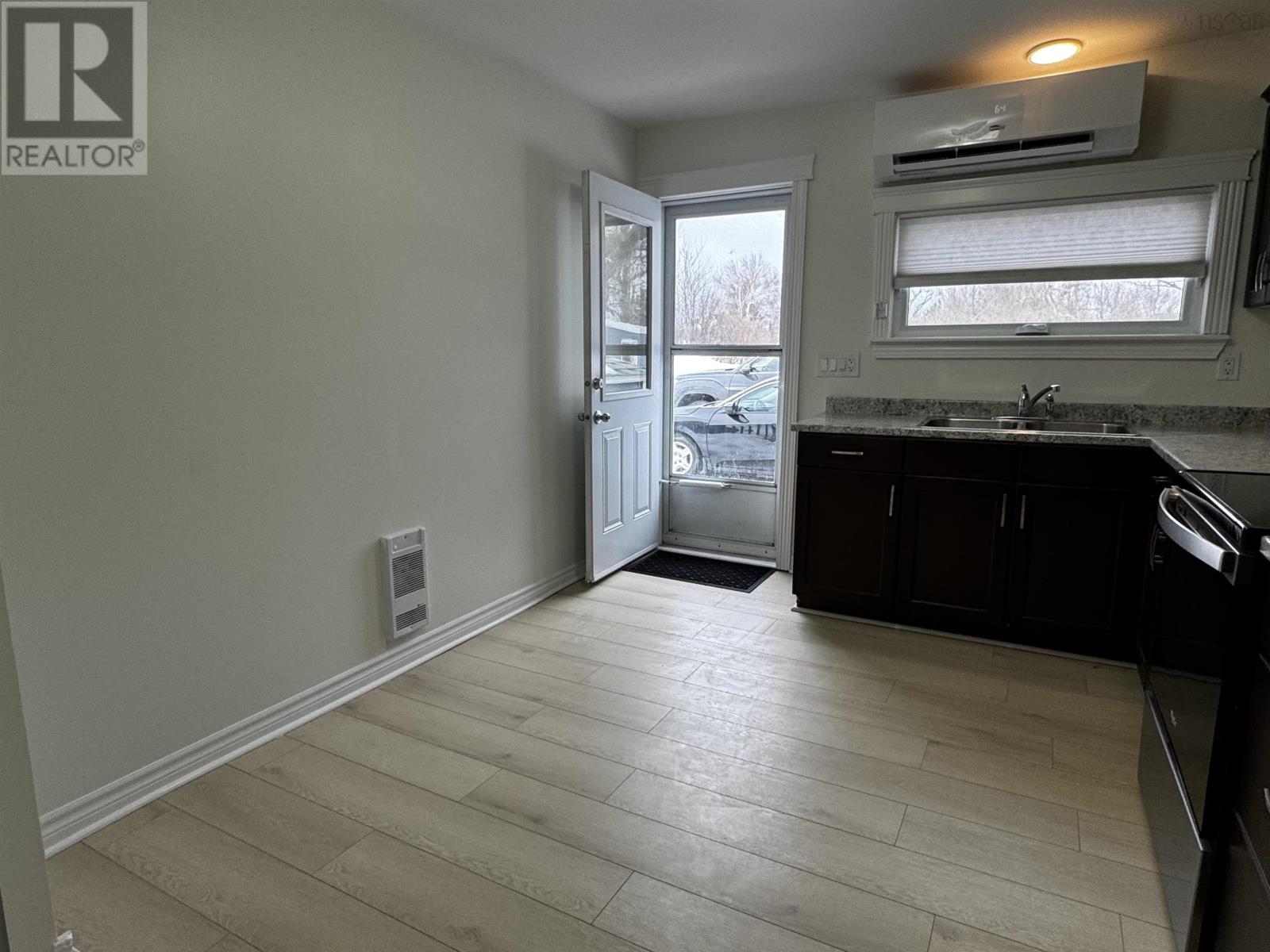 41-43 Concord Street, Glace Bay, Nova Scotia  B1A 3A7 - Photo 13 - 202602674