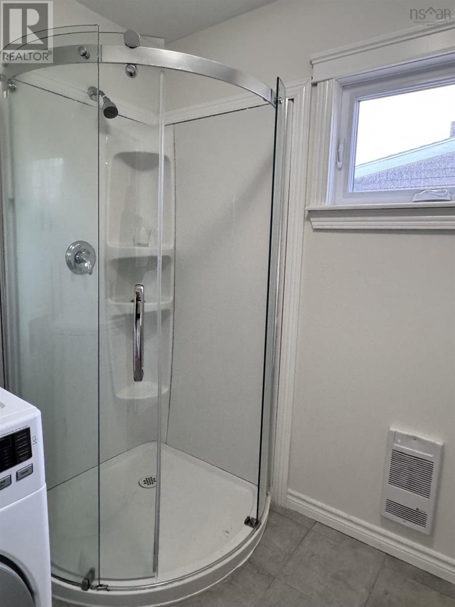 41-43 Concord Street, Glace Bay, Nova Scotia  B1A 3A7 - Photo 8 - 202602674