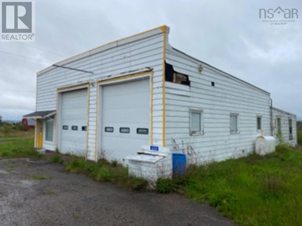 9281 Highway 215, Maitland, Nova Scotia  B0N 1T0 - Photo 3 - 202602690