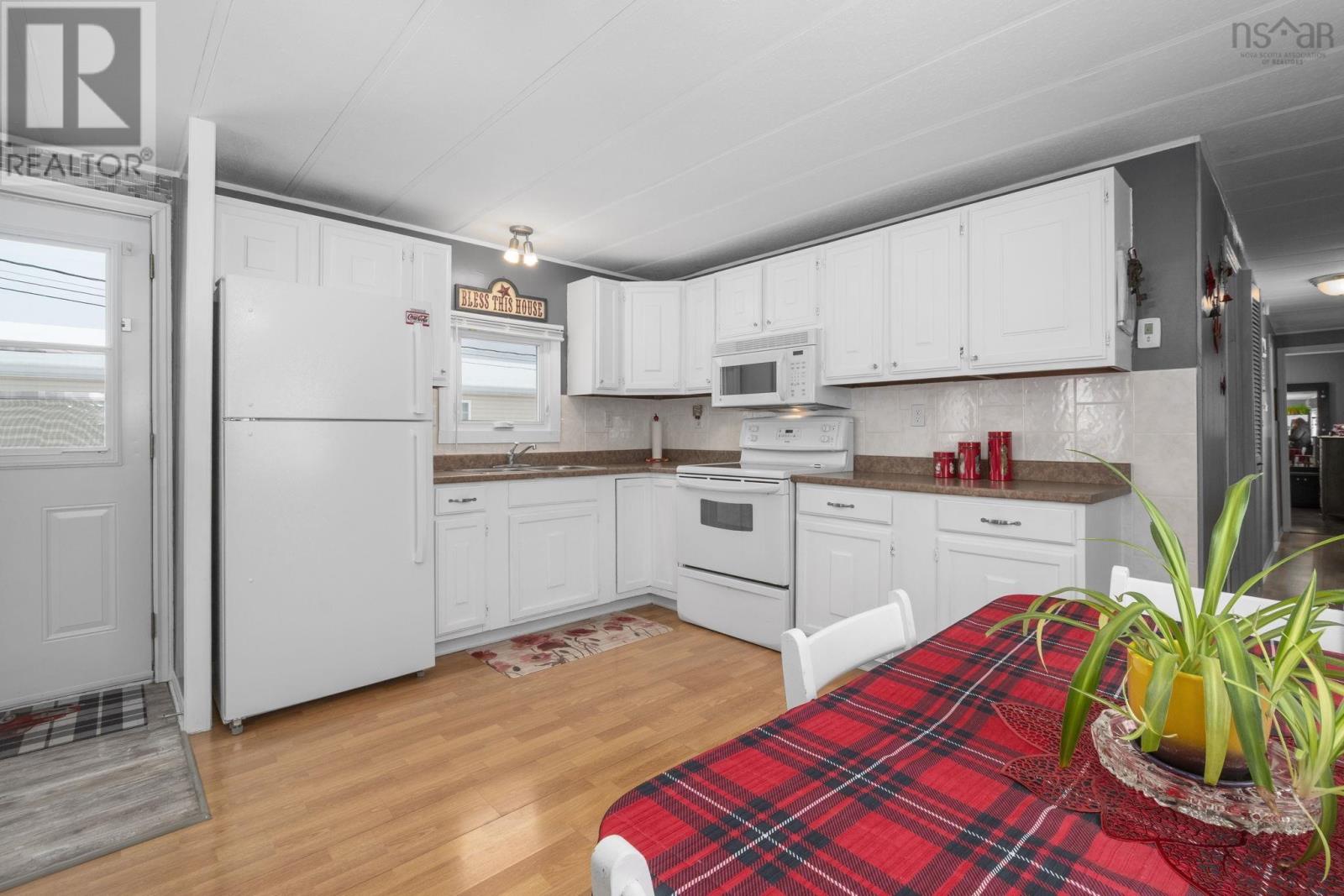 56 Manor Drive, Lower Sackville, Nova Scotia  B4C 2P1 - Photo 12 - 202602747