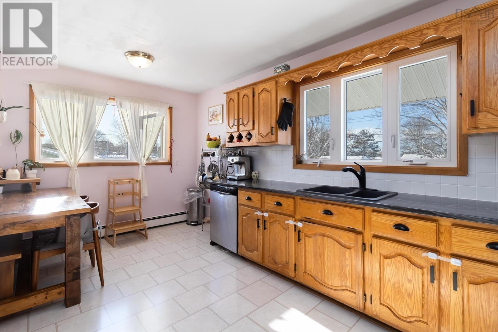 132 Charlottetown Way, Dartmouth, Nova Scotia  B2W 3A6 - Photo 15 - 202602777