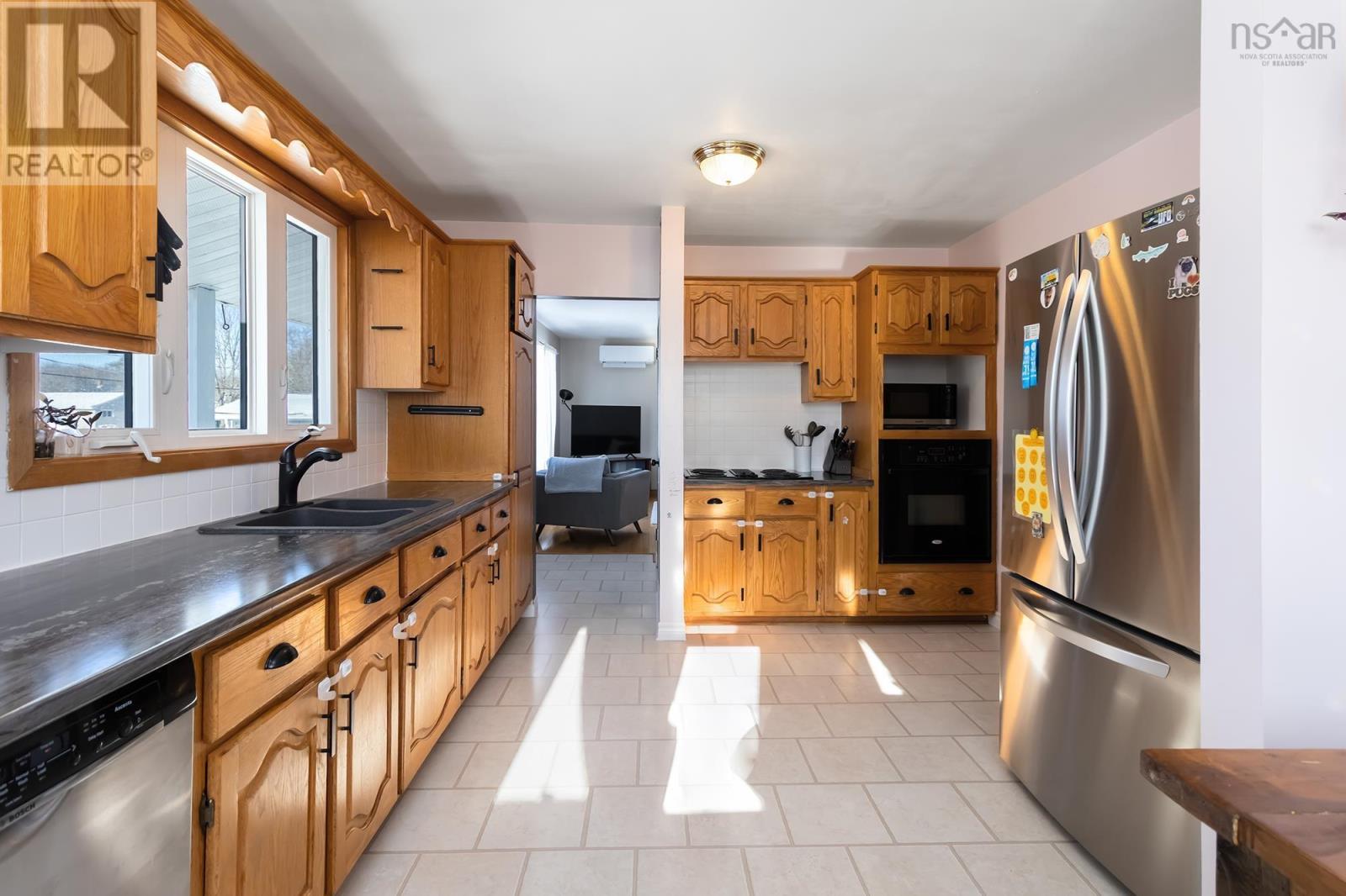 132 Charlottetown Way, Dartmouth, Nova Scotia  B2W 3A6 - Photo 19 - 202602777