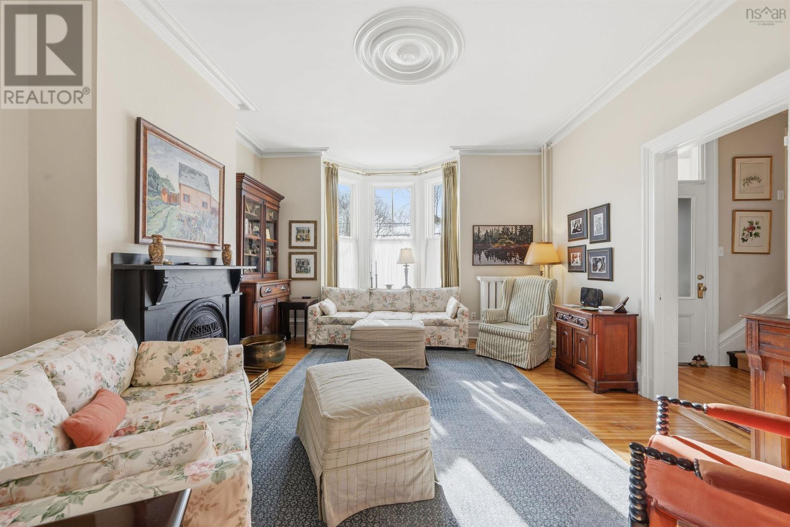 6051 South Street, Halifax, Nova Scotia  B3H 1S9 - Photo 4 - 202602780