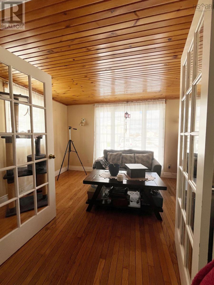 66 Mcgee Street, Springhill, Nova Scotia  B0M 1X0 - Photo 15 - 202602974