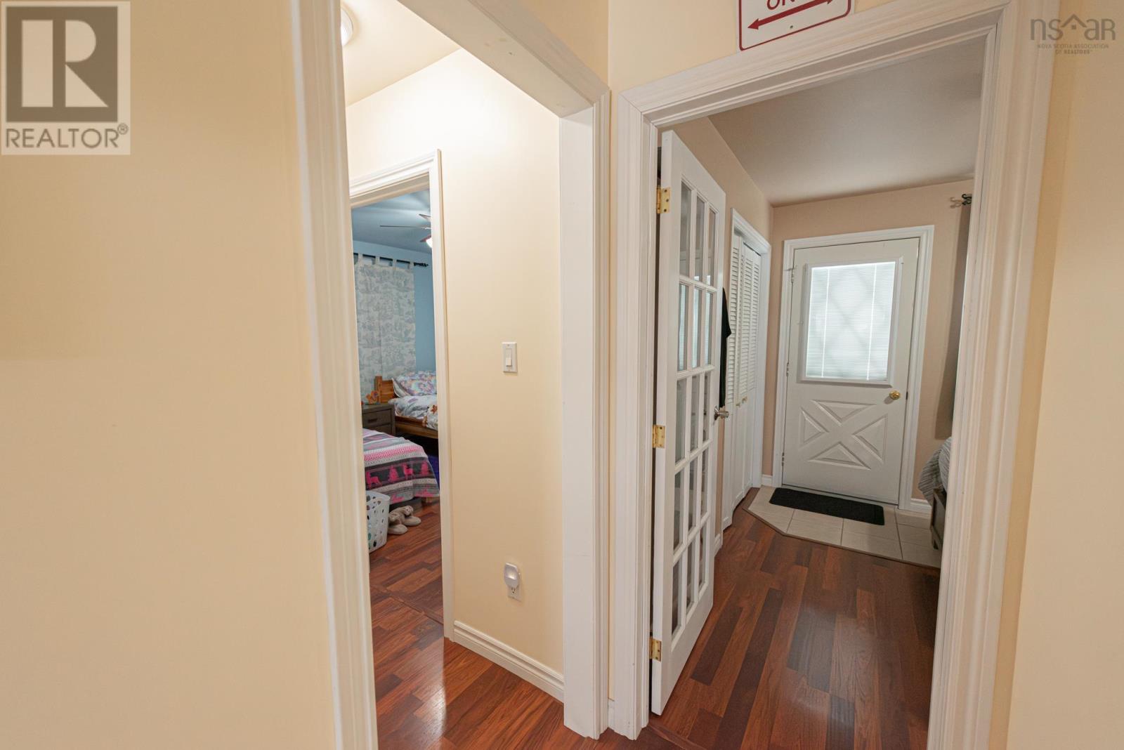 9 Terrace Avenue, Stellarton, Nova Scotia  B0K 1S0 - Photo 8 - 202602981