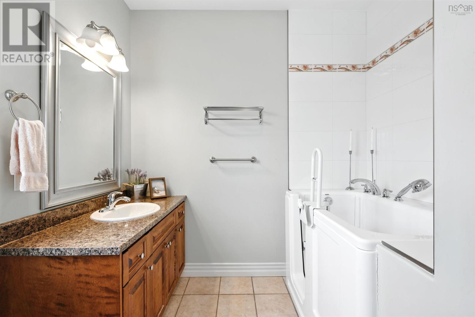 103 Claudia Crescent, Middle Sackville, Nova Scotia  B4E 0C5 - Photo 20 - 202603009