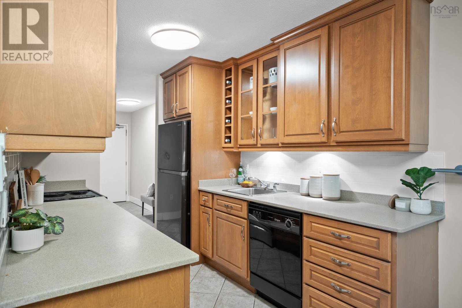 302 5561 Heatherwood Court, Halifax, Nova Scotia  B3K 3L4 - Photo 6 - 202603015